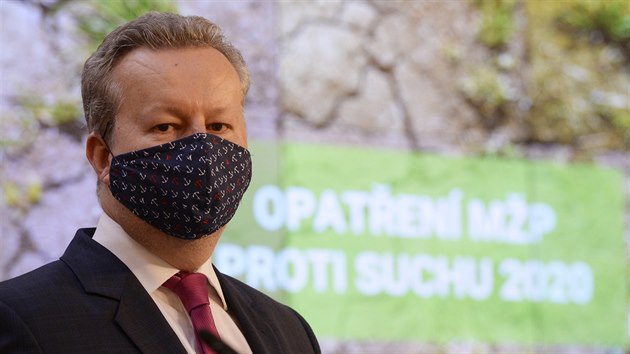 MInistr životního prostředí Richard Brabec MInistr životního prostředí Richard Brabec