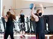 Oteven fitness centra v Brn a prvn veden hodina v roukch. (27. dubna...