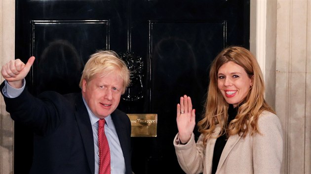 Boris Johnson a Carrie Symondsov (Londn, 13. prosince 2019)