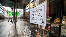 V Česku se od pondělí budou moci otevřít další obchody a provozovny služeb,... V Česku se od pondělí budou moci otevřít další obchody a provozovny služeb,...