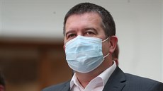 Předseda strany ČSSD Jan Hamáček na tiskové konferenci před jednáním Sněmovny o... Předseda strany ČSSD Jan Hamáček na tiskové konferenci před jednáním Sněmovny o...
