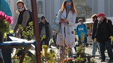Opava, 22.4.2020, Farmářské trhy, které byly povoleny po uvoňování karanténích... Opava, 22.4.2020, Farmářské trhy, které byly povoleny po uvoňování karanténích...