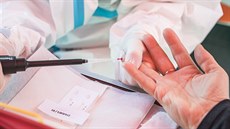 Plošné testování na koronavirus. Plošné testování na koronavirus.