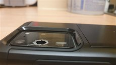 Praskající sklo okolo fotoaparátu u Samsungu Galaxy S20 Ultra 5G Praskající sklo okolo fotoaparátu u Samsungu Galaxy S20 Ultra 5G