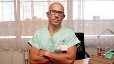 Peter Danko, lékař interny Nemocnice s poliklinikou Havířov, který se stará o... Peter Danko, lékař interny Nemocnice s poliklinikou Havířov, který se stará o...