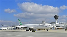 Letoun Airbus íránských aerolinek Mahan Air Letoun Airbus íránských aerolinek Mahan Air