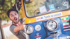 Tomáš Vejvoda a jeho tuktuk Tomáš Vejvoda a jeho tuktuk