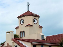 Kostel v Madeira Beach na Florid z roku 1944 vypadá jako kue, díky velkým...