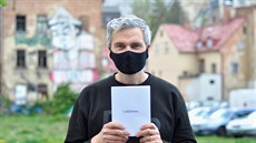 Petr Vondřich pracoval na knize přes rok. Lidé tu najdou tipy, které v běžných... Petr Vondřich pracoval na knize přes rok. Lidé tu najdou tipy, které v běžných...