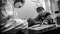 V Česku probíhá studie zjišťující reaktivitu na onemocnění covid-19 mezi... V Česku probíhá studie zjišťující reaktivitu na onemocnění covid-19 mezi...