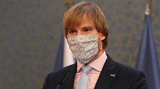 Ministr zdravotnictví Adam Vojtěch na tiskové konferenci po jednání vlády. (18.... Ministr zdravotnictví Adam Vojtěch na tiskové konferenci po jednání vlády. (18....