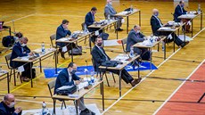 V českobudějovické sportovní hale volejbalisty nahradili na palubovce... V českobudějovické sportovní hale volejbalisty nahradili na palubovce...