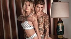 Justin Bieber s manželkou Hailey Baldwinovou-Bieberovou v kampani pro znařku... Justin Bieber s manželkou Hailey Baldwinovou-Bieberovou v kampani pro znařku...