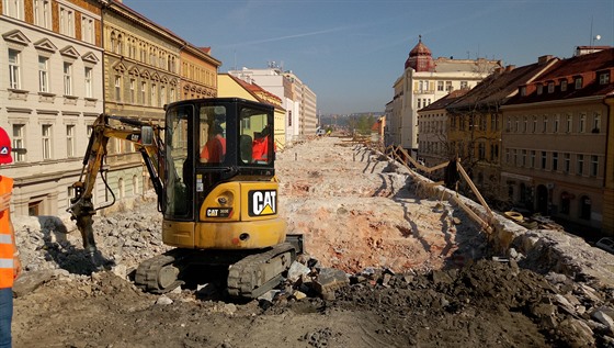 Negrelliho viadukt bhem rekonstrukce v dubnu 2018