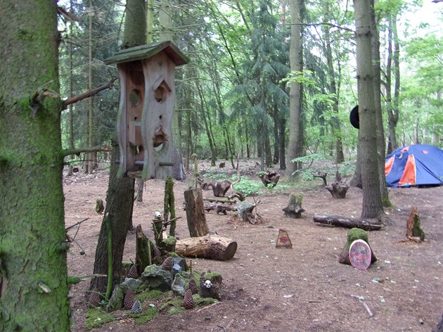 Překvapení v Údolí Kunratického potoka. Stanování?