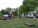 Oprava havarijního stavu patního drénu u retenční nádrže Šáteček. Oprava havarijního stavu patního drénu u retenční nádrže Šáteček.