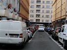 Řidička teda frajerka. Jednosměrka a jízda v protisměru, proč ne! Řidička teda frajerka. Jednosměrka a jízda v protisměru, proč ne!