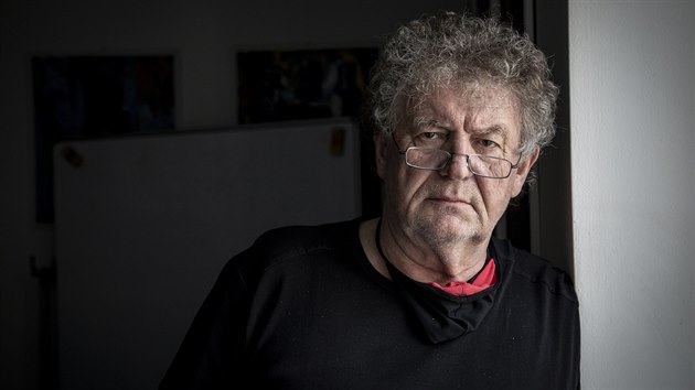 Zakladatel legendárních ostravských Fiolkových kolotočů, dramaturg Milan Kaplan