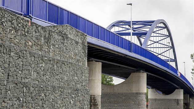 Po novém mostě projede doprava do 12 tun.