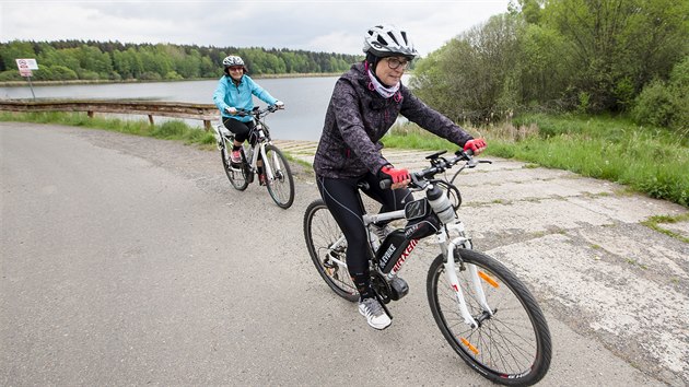 Chrnnou krajinnou oblast Brdy vede nov naun stezka. Dlouh je 13 km a nvtvnky zavede do oblasti kolem Padrskch rybnk. (20. 5. 2020)