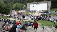 V současnosti se amfiteátr letního kina v jihlavském lesoparku Heulos využívá... V současnosti se amfiteátr letního kina v jihlavském lesoparku Heulos využívá...