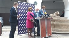 Ministryně financí Alena Schillerová, předseda poslaneckého klubu ANO Jaroslav... Ministryně financí Alena Schillerová, předseda poslaneckého klubu ANO Jaroslav...