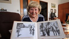Když Jana Stará před 75 lety v Horní ulici ve Městě Žďáře zastavila ruské... Když Jana Stará před 75 lety v Horní ulici ve Městě Žďáře zastavila ruské...