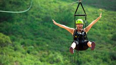 Zipline by měla vést ze sportovního a lyžařského areálu v Klínech na protější... Zipline by měla vést ze sportovního a lyžařského areálu v Klínech na protější...