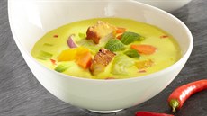 Ostrá kokosová polévka s tofu Ostrá kokosová polévka s tofu