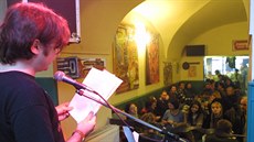 Olomoucká Hospoda U Musea, známá též jako Ponorka kvůli svým vstupním dveřím,... Olomoucká Hospoda U Musea, známá též jako Ponorka kvůli svým vstupním dveřím,...