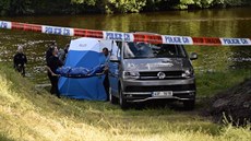 V Jizeře u Mladé Boleslavi objevili lidé mrtvé tělo. Z řeky ho vyprostili... V Jizeře u Mladé Boleslavi objevili lidé mrtvé tělo. Z řeky ho vyprostili...