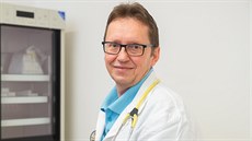 Profesor epidemiologie Roman Chlíbek je členem pracovní skupiny Ministerstva... Profesor epidemiologie Roman Chlíbek je členem pracovní skupiny Ministerstva...