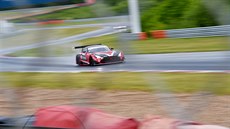 V černo-červeném Mercedesu Benz AMG GT3 bude závodit roudnická Buggyra v... V černo-červeném Mercedesu Benz AMG GT3 bude závodit roudnická Buggyra v...