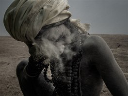 Polský fotograf Jan Skwara v Indii narazil na sektu Aghori.