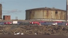 Z elektrárny a teplárny v ruském Norilsku uniklo velké mnoství ropného paliva...
