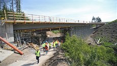 Obchvat stojí 800 milionů korun, z této částky kraj požádal o dotaci 535... Obchvat stojí 800 milionů korun, z této částky kraj požádal o dotaci 535...
