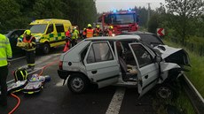 Tragická nehoda zastavila provoz na hlavním tahu z Karlových Varů do Prahy.... Tragická nehoda zastavila provoz na hlavním tahu z Karlových Varů do Prahy....