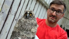 Zdeněk Soukup ze Stanice pro záchranu živočichů Národní přírodní rezervace Soos... Zdeněk Soukup ze Stanice pro záchranu živočichů Národní přírodní rezervace Soos...