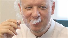 Ve druhém kole doplňkových voleb do Senátu za Teplice uspěl nynější primátor... Ve druhém kole doplňkových voleb do Senátu za Teplice uspěl nynější primátor...