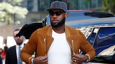 LeBron James míí na premiéru filmu The Carter Effect.