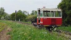 Drezína MUV 69.4.330 AŽD Praha na trati 063 v km 0,4 Drezína MUV 69.4.330 AŽD Praha na trati 063 v km 0,4