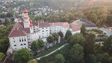 Zámek v Náchodě a jeho okolí Zámek v Náchodě a jeho okolí