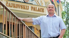 Jan Kronika, šéf karlovarského lázeňského domu Čajkovskij a zároveň předseda... Jan Kronika, šéf karlovarského lázeňského domu Čajkovskij a zároveň předseda...
