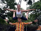 Akrobacii ve vzduchu od AirGym Art Company na festivalu pouličního divadla Za dveřmi 2020. Akrobacii ve vzduchu od AirGym Art Company na festivalu pouličního divadla Za dveřmi 2020.