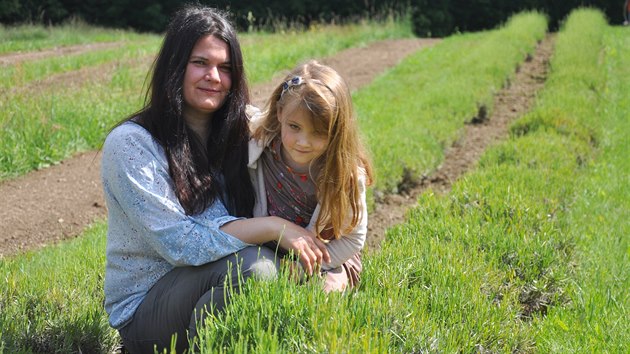 Adéla Roubíčková s rodinou opustila pohodlné bydlení v Liberci a přestěhovala... Adéla Roubíčková s rodinou opustila pohodlné bydlení v Liberci a přestěhovala...