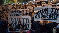 Protestní shromáždění Za slušné Slovensko na Náměstí SNP v Bratislavě Protestní shromáždění Za slušné Slovensko na Náměstí SNP v Bratislavě