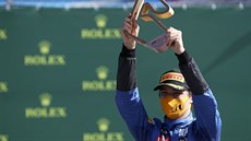 Lando Norris z McLarenu slaví třetí místo ve Velké ceně Rakouska. Lando Norris z McLarenu slaví třetí místo ve Velké ceně Rakouska.
