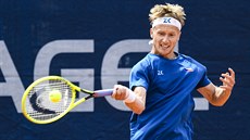 Zdeněk Kolář v zápase daviscupových týmů v česko-slovenském Poháru přátelství. Zdeněk Kolář v zápase daviscupových týmů v česko-slovenském Poháru přátelství.
