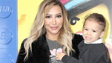 Naya Rivera a její syn Josey Hollis Dorsey (Westwood, 2. února 2019) Naya Rivera a její syn Josey Hollis Dorsey (Westwood, 2. února 2019)