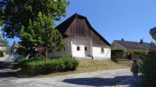 Štáflova chalupa pocházející z 16. století je příkladem středověké vesnické architektury, byť se v současné době nachází takřka v centru Havlíčkova Brodu. Národní kulturní památkou je od roku 2010.